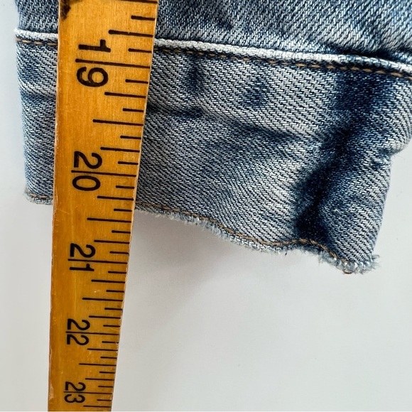 Lucky Brand The Tomboy Trucker Jean jacket ladies size M. - Picture 9 of 10